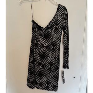 New With Tags Jump Apparel Size Medium Mini Black One Sleeve Dress